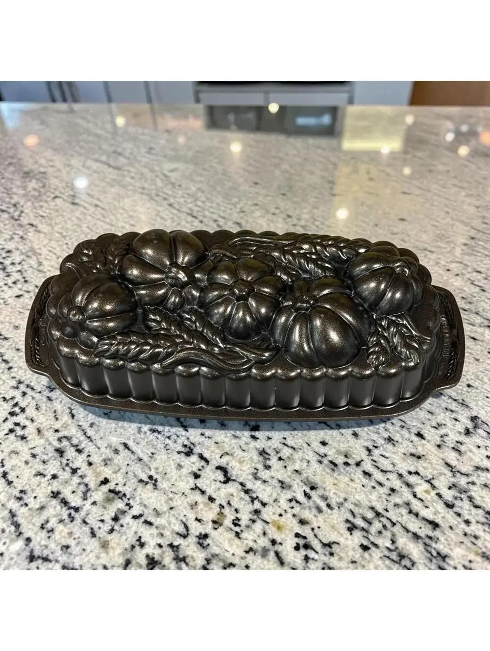 Nordic Ware Pumpkin Wheat Loaf Pan Cast Aluminum Bronze 6 Cup Harvest Bakeware